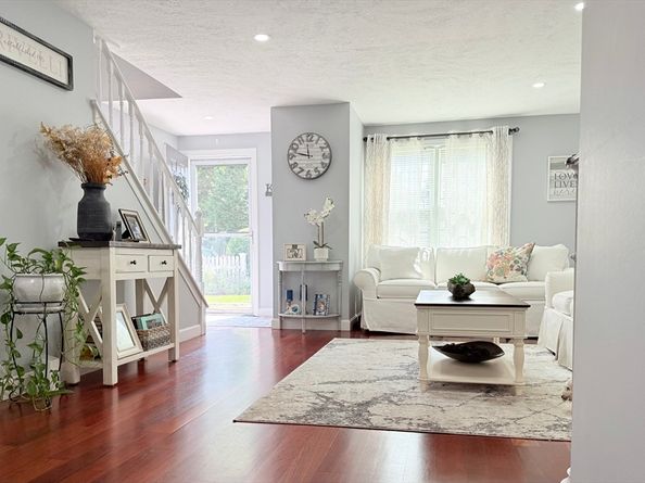 523 Washington Street C6, Pembroke MA 02359
