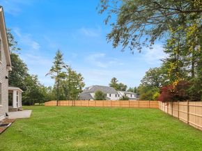 96 Independence Rd, Concord MA 01742