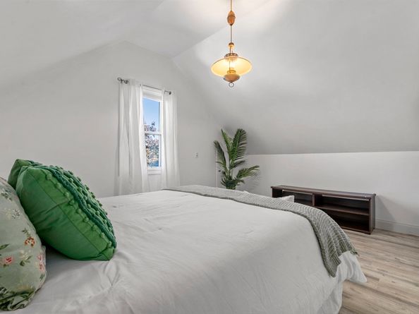 212-214 River St. 2, Newton MA 02465