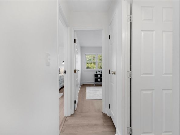 13 Chapel Hill Dr 5, Plymouth MA 02360