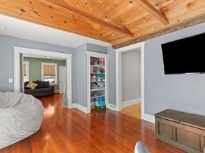 214 Lynn St, Peabody MA 01960