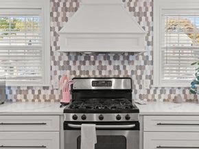 214 Lynn St, Peabody MA 01960