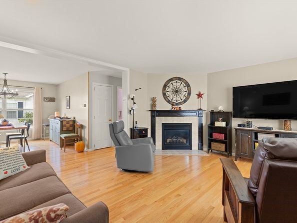14 Mountain Ash Rd 14, East Bridgewater MA 02333