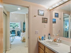 102 Captain Eames Cir 102, Ashland MA 01721