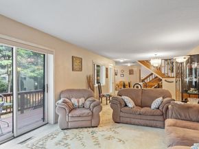 102 Captain Eames Cir 102, Ashland MA 01721