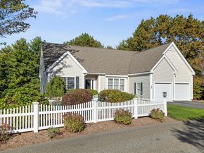 15 Stone Ridge Road 15, Westford MA 01886