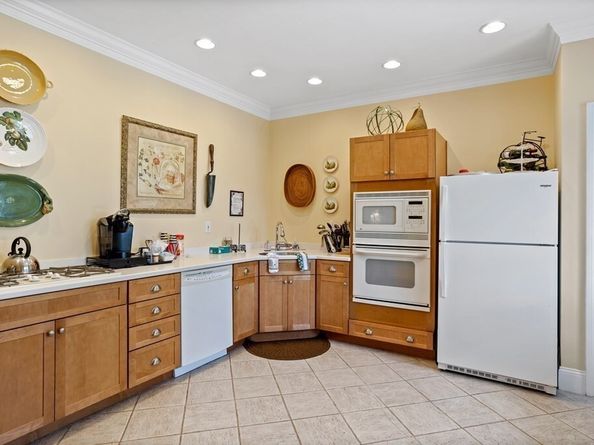 15 Stone Ridge Road 15, Westford MA 01886