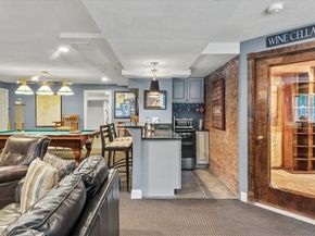 1080 North St, Walpole MA 02081