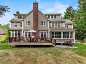 1080 North St, Walpole MA 02081
