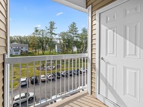 2 Winslow Lane 406, Grafton MA 01536
