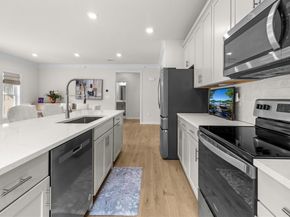 2 Winslow Lane 406, Grafton MA 01536