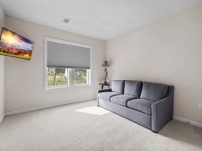 2 Winslow Lane 406, Grafton MA 01536