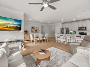 2 Winslow Lane 406, Grafton MA 01536