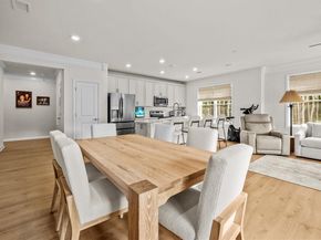 2 Winslow Lane 406, Grafton MA 01536