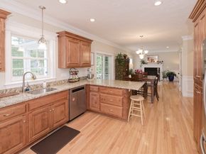192 Rebecca Rd, Northbridge MA 01588