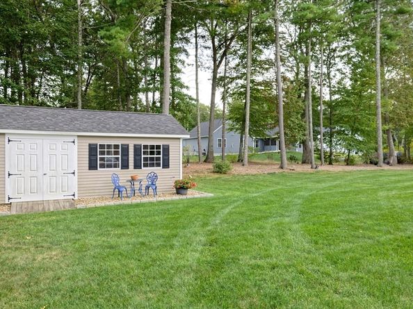 192 Rebecca Rd, Northbridge MA 01588
