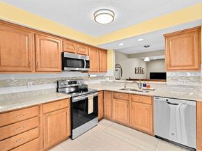 1012 Pleasant St 31, Weymouth MA 02189