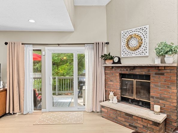 1012 Pleasant St 31, Weymouth MA 02189