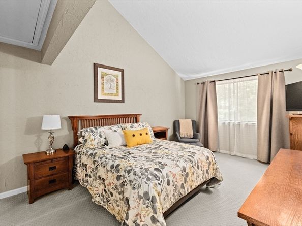 1012 Pleasant St 31, Weymouth MA 02189