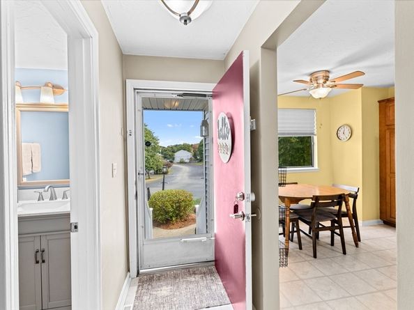 1012 Pleasant St 31, Weymouth MA 02189