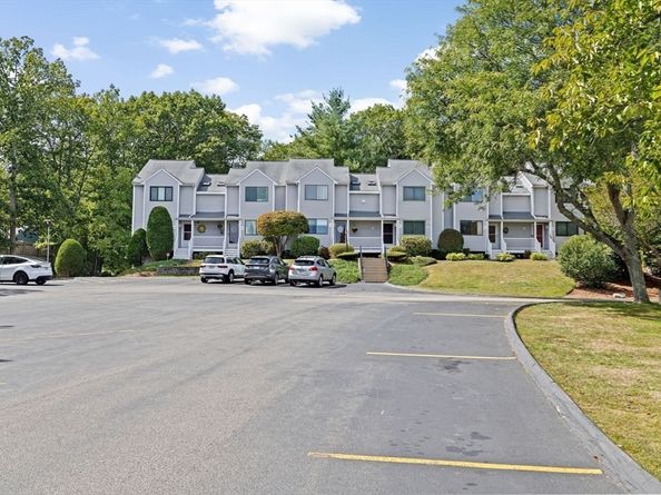 1012 Pleasant St 31, Weymouth MA 02189