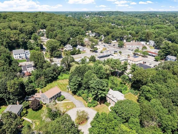 21 Valleyfield St, Lexington MA 02421