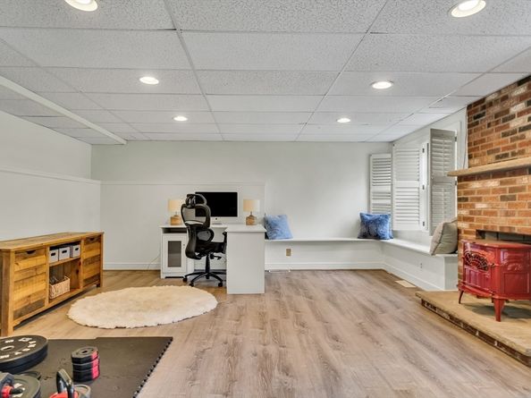 21 Valleyfield St, Lexington MA 02421