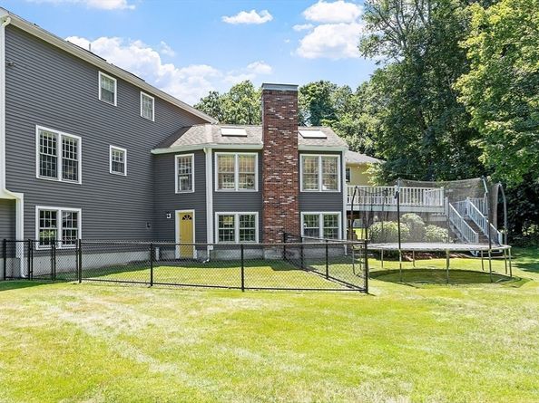 21 Valleyfield St, Lexington MA 02421