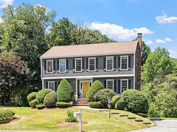 21 Valleyfield St