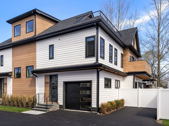 226 Auburn St 226, Newton MA 02466