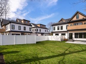 226 Auburn St 226, Newton MA 02466