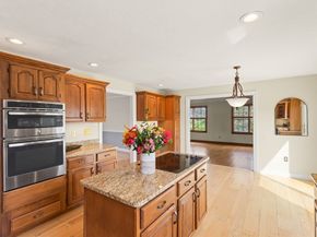 14 Frost Ln, Sudbury MA 01776