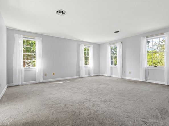 14 Frost Ln, Sudbury MA 01776