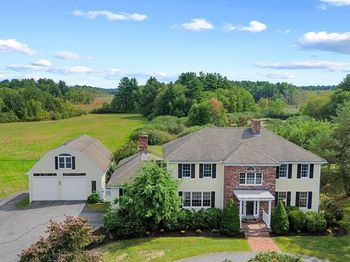 14 Frost Ln