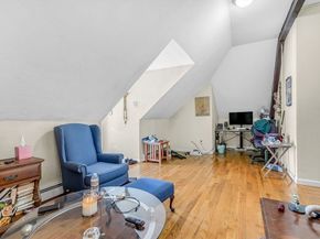 2 Brookline St, Webster MA 01570