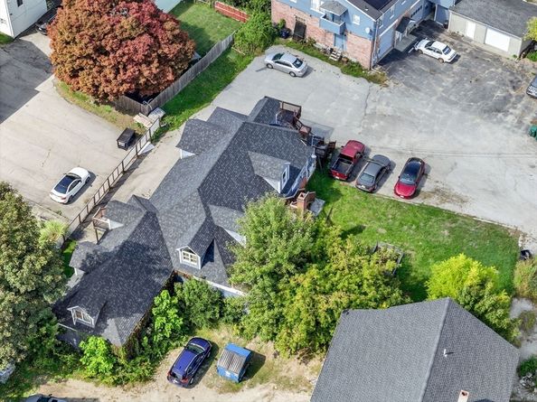 2 Brookline St, Webster MA 01570