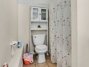 2 Brookline St, Webster MA 01570