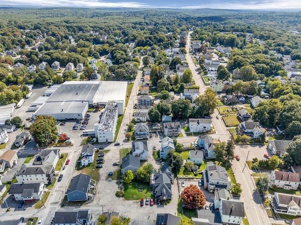 2 Brookline St, Webster MA 01570