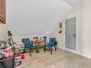 2 Brookline St, Webster MA 01570