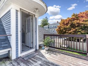 2 Brookline St, Webster MA 01570