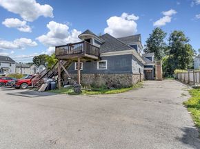 2 Brookline St, Webster MA 01570