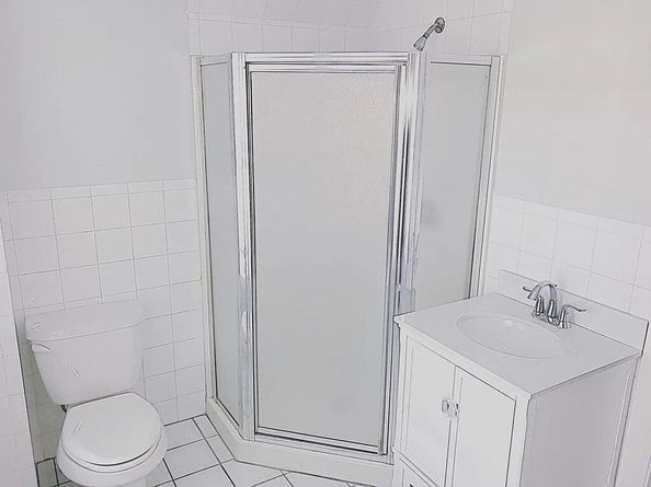 124 Grant Ave, Medford MA 02155