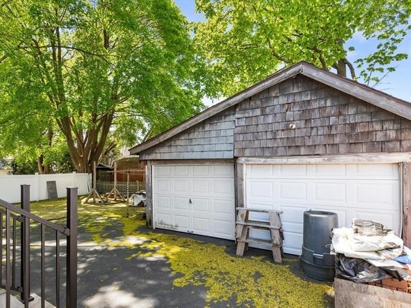 124 Grant Ave, Medford MA 02155