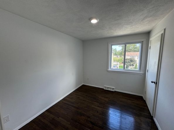 6B Harmony Lane 2, Framingham MA 01702