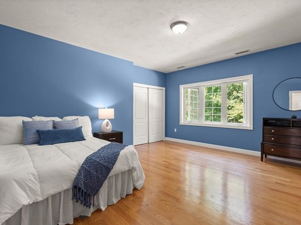 2 Bridle Path, Lynnfield MA 01940