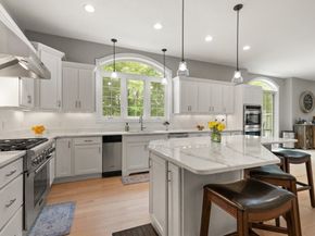 2 Bridle Path, Lynnfield MA 01940