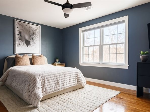 11 Elbridge 11, Marblehead MA 01945