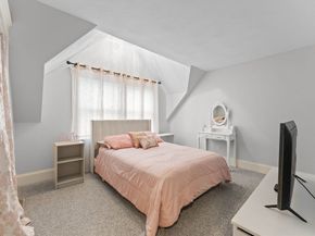 896 Plymouth St, Abington MA 02351