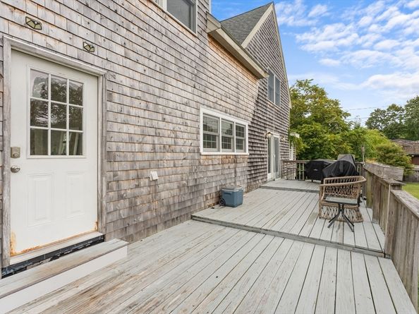 896 Plymouth St, Abington MA 02351