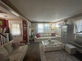 24 Litchfield St, Worcester MA 01603